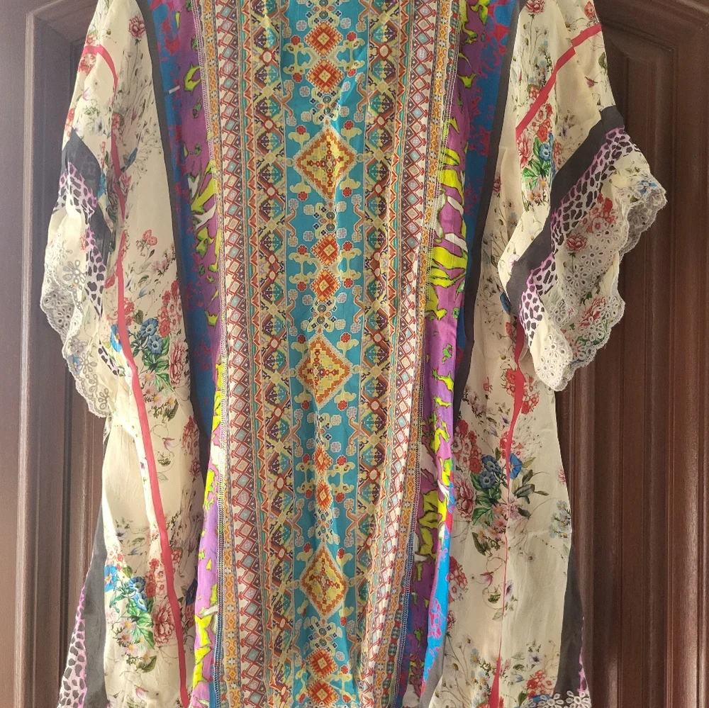 Boho Floral Print Mixed-Pattern Blouse in Turquoise and Cream - Picture 3 of 3